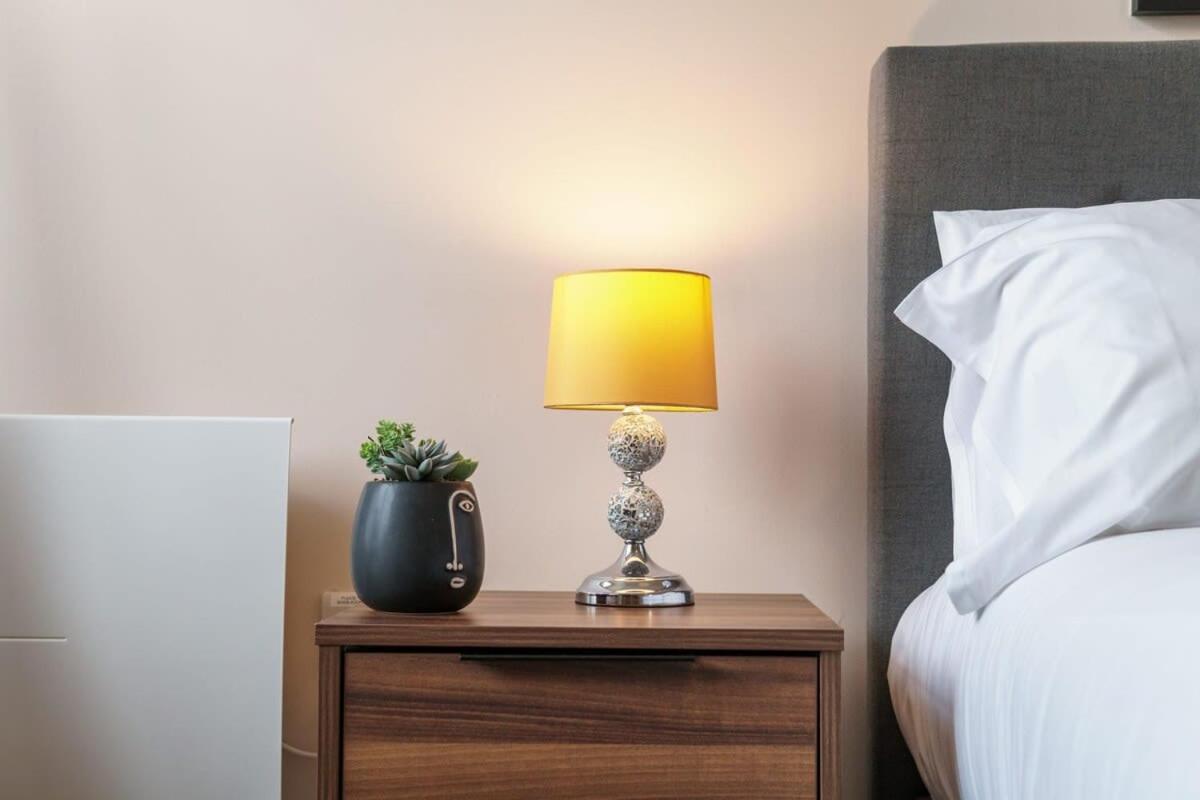 2 Bedroom Modern Apartment In Manchester Eksteriør bilde