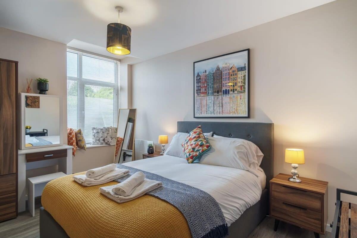 2 Bedroom Modern Apartment In Manchester Eksteriør bilde